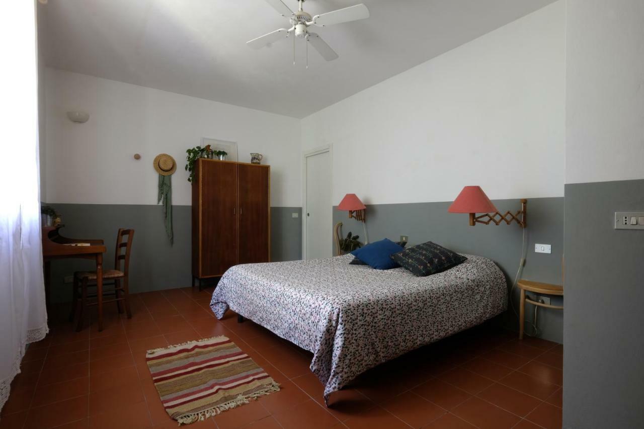Casa Monteluro - B&B Tavullia Bagian luar foto